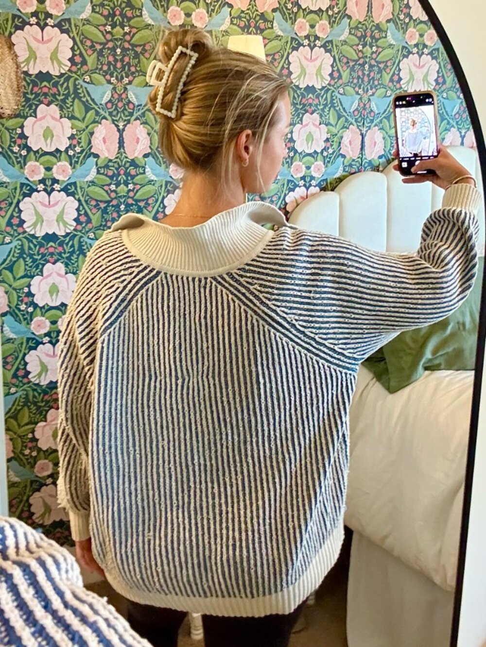 AERIE Beyond Chenille Sweater - Picture 5 of 6